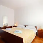 Ines 2276 Pula