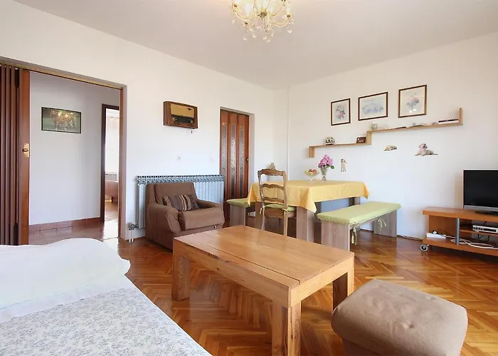 アパート Ines 2276 プーラ