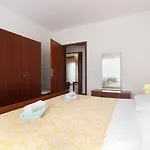Ines 2276 普拉